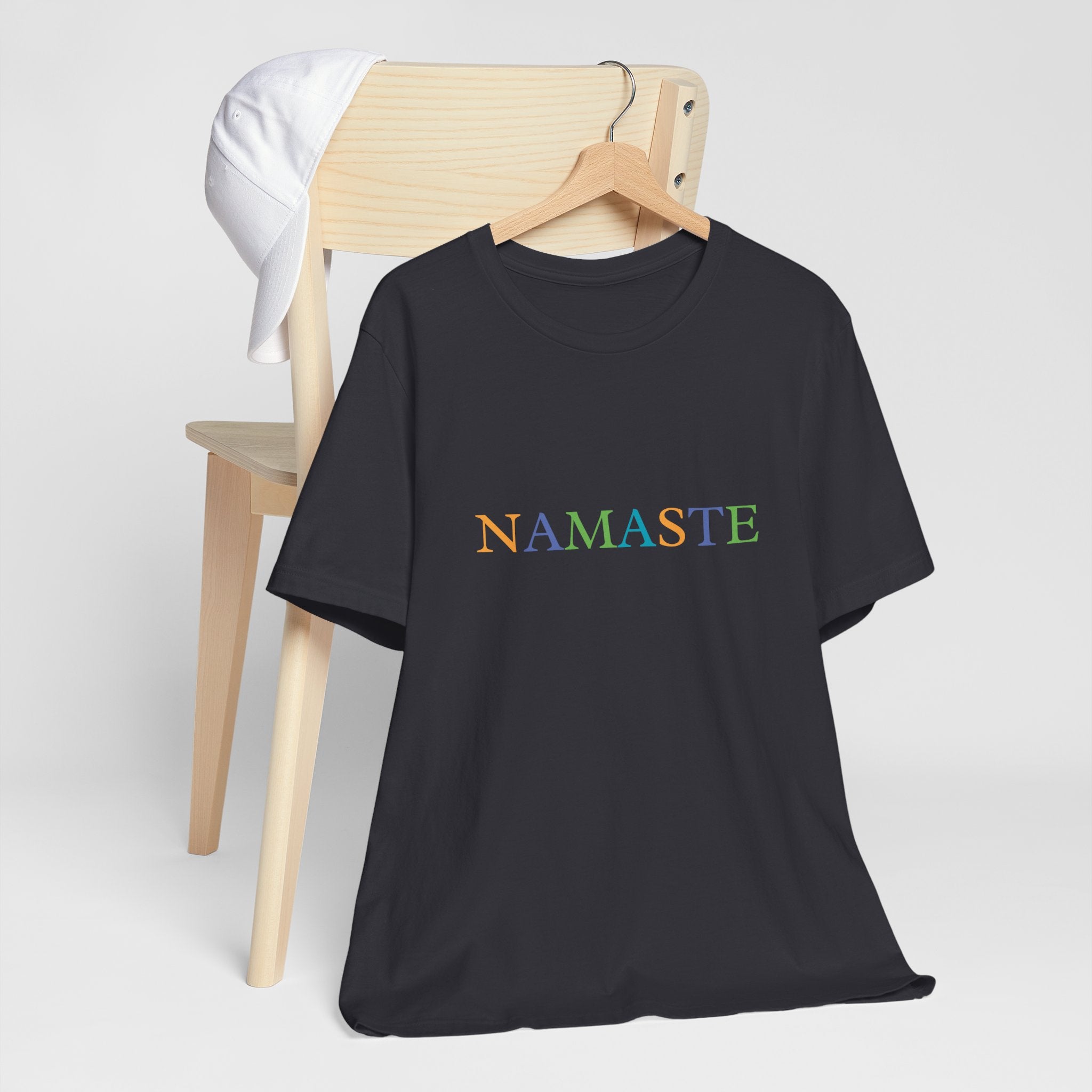 Tramunquiero NAMASTE unisex μπλουζάκι με στρογγυλή λαιμόκοψη